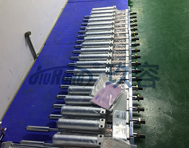 增壓力行程可調氣液增壓缸產品外觀